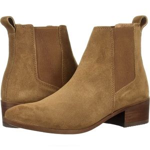 NWOT - Ankle Boots / Booties.